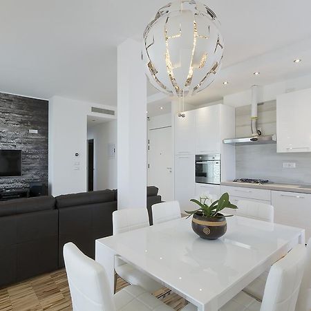 Attico Stema Luxury Apartment Мисано Адриатико Екстериор снимка